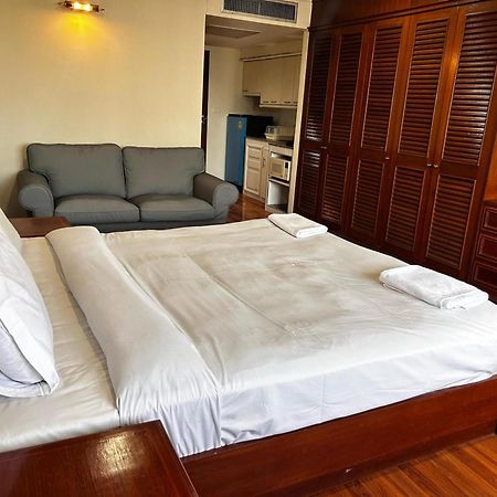 Affordable Serviced Apartments In Nana Omni Tower - Prime Sukhumvit Location Bangkok Dış mekan fotoğraf