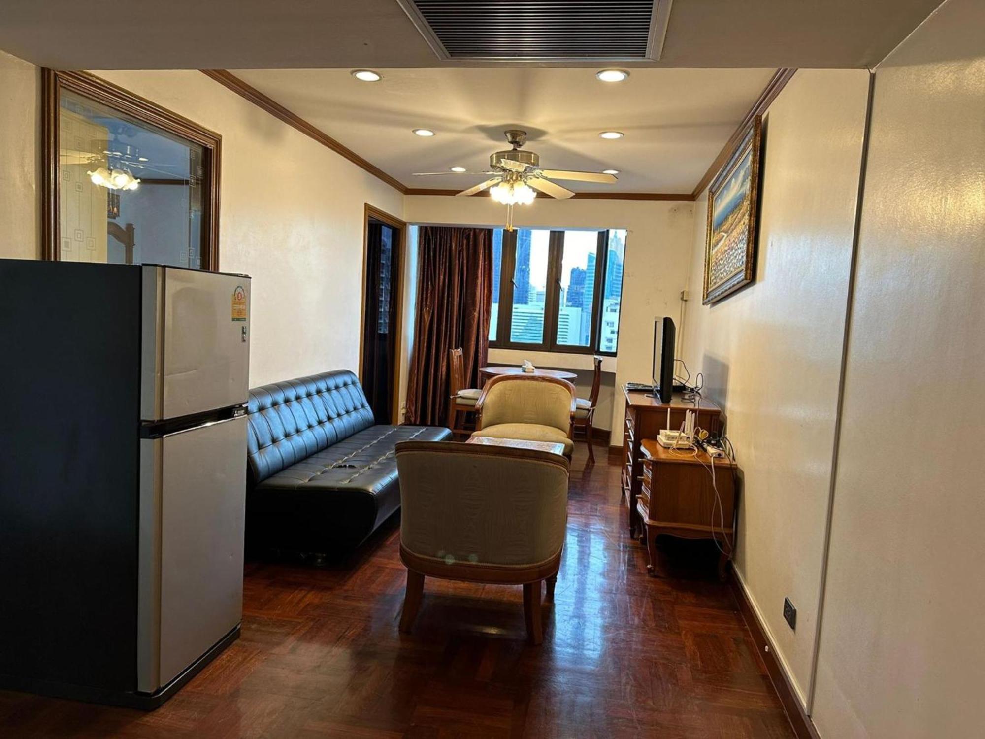 Affordable Serviced Apartments In Nana Omni Tower - Prime Sukhumvit Location Bangkok Dış mekan fotoğraf