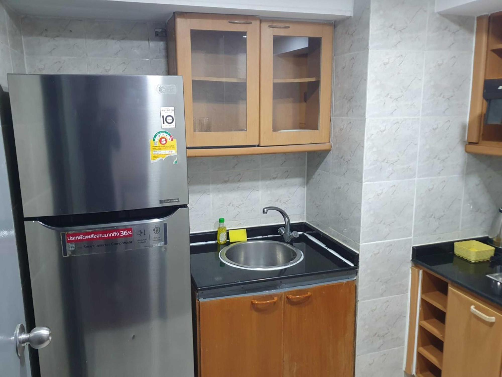 Affordable Serviced Apartments In Nana Omni Tower - Prime Sukhumvit Location Bangkok Dış mekan fotoğraf